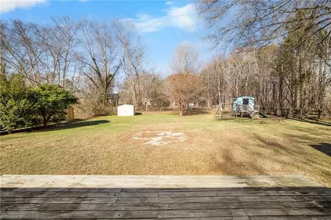 Exterior - 6030 Bobbybrook Dr, Clemmons, NC 27012 photo 5 of 7