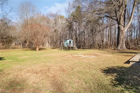 Exterior - 6030 Bobbybrook Dr, Clemmons, NC 27012 photo 3 of 7