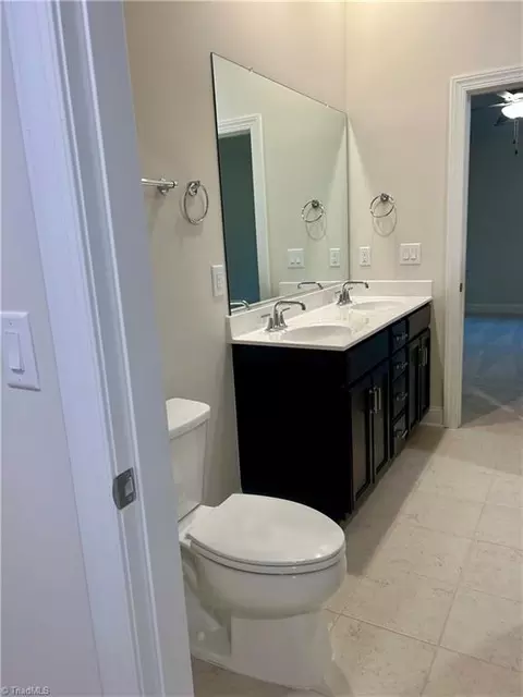 Bath - 4712 Willowstone Dr, High Point, NC 27265 photo 7 of 7