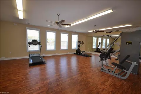 4710 Willowstone Dr, High Point, NC 27265 photo 7