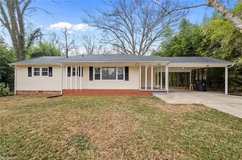 3403 Wilshire Dr, Greensboro, NC 27408