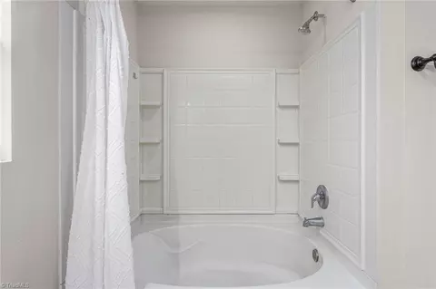 Bath - 6723 Maize Dr, High Point, NC 27265 photo 3 of 4