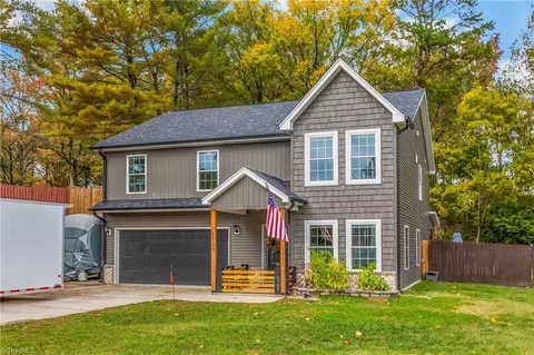 2709 Farmbrook Rd, Winston Salem, NC 27103