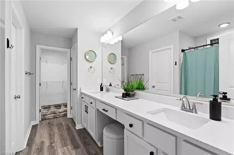 Entry Way - 2709 Farmbrook Rd, Winston Salem, NC 27103 photo 5 of 6