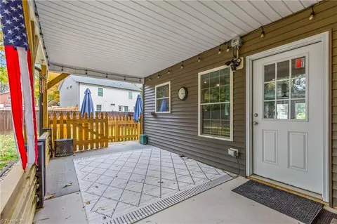 Exterior - 2709 Farmbrook Rd, Winston Salem, NC 27103 photo 5 of 10
