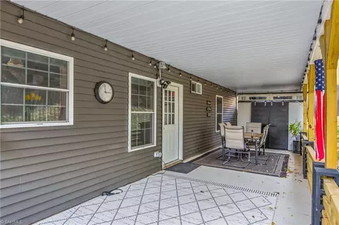 Exterior - 2709 Farmbrook Rd, Winston Salem, NC 27103 photo 3 of 10