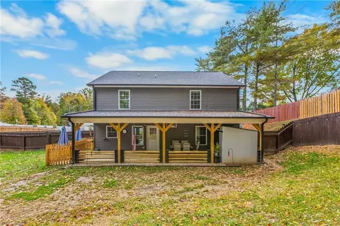 Exterior - 2709 Farmbrook Rd, Winston Salem, NC 27103 photo 9 of 10