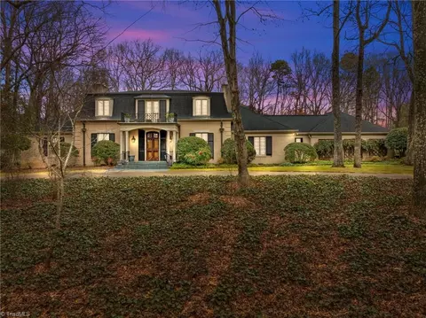 3025 Fairway Dr N, Burlington, NC 27215
