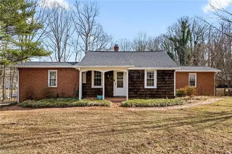 1742 Thompson Dr, Winston Salem, NC 27127