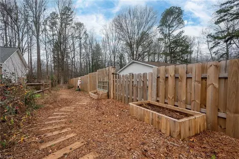 Exterior - 1609 Underpass Rd, Advance, NC 27006 photo 9 of 12