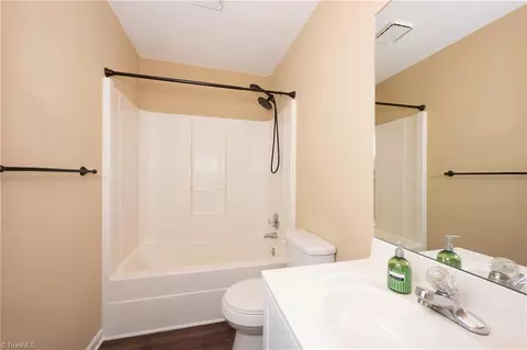 Bath - 1609 Underpass Rd, Advance, NC 27006 photo 4 of 5
