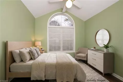 Bedroom - 1609 Underpass Rd, Advance, NC 27006 photo 4 of 7