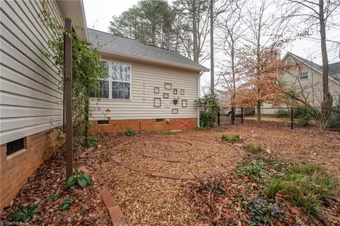 Exterior - 1609 Underpass Rd, Advance, NC 27006 photo 7 of 12