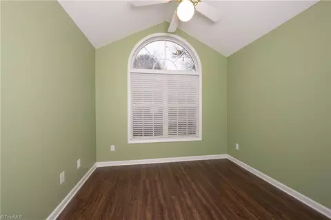 Bedroom - 1609 Underpass Rd, Advance, NC 27006 photo 3 of 7