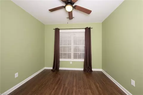 Bedroom - 1609 Underpass Rd, Advance, NC 27006 photo 6 of 7