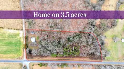 7079 Ossie Hayes Rd, Seagrove, NC 27341