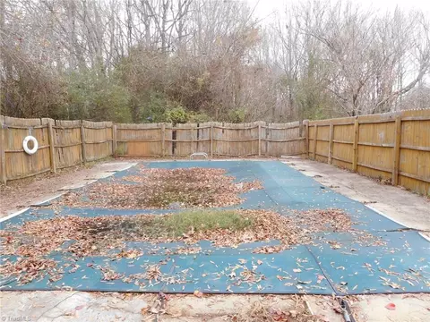 Exterior - 5511 Windemere Cir, Trinity, NC 27370 photo 6 of 6
