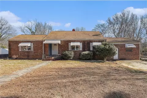 536 Elm St N, Asheboro, NC 27203