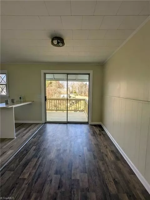 Dining - 119 Cox Ave, Elkin, NC 28621 photo 1 of 1