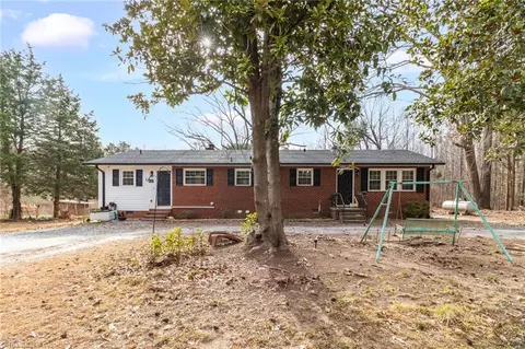 633 Burney Rd, Asheboro, NC 27205