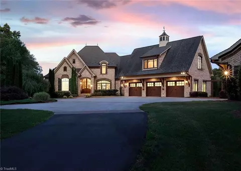 1350 Kilkenny Ln, Rural Hall, NC 27045