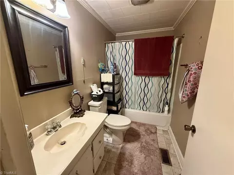 Bath - 220 Curry Rd, High Point, NC 27265 photo 1 of 1