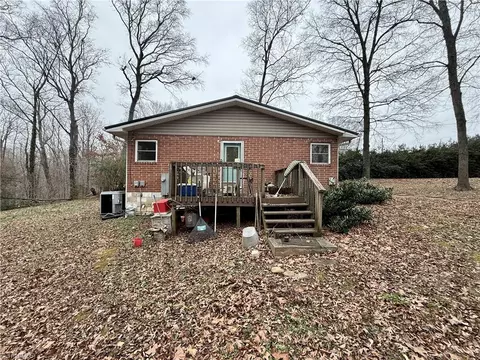 Exterior - 220 Curry Rd, High Point, NC 27265 photo 2 of 5