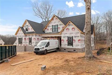 8945 Maltese Ct, Lewisville, NC 27023