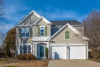 1416 Pondhaven Dr, High Point, NC 27265