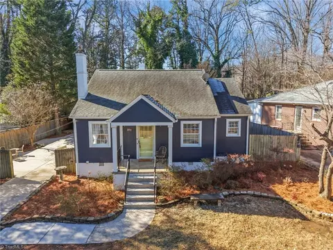 1319 Seminole Dr, Greensboro, NC 27408