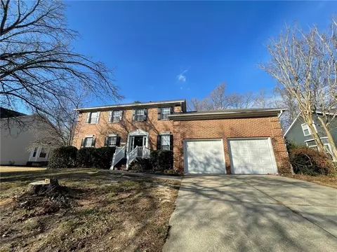 3321 Dairy Point Dr, High Point, NC 27265