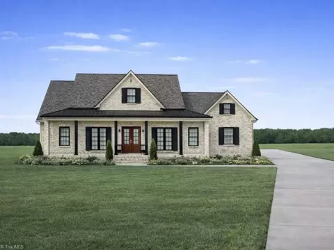 253 Hanes Ln, Lexington, NC 27295