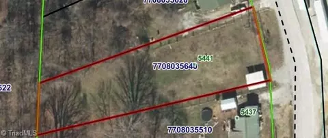 5441 Uwharrie Rd, Archdale, NC 27263