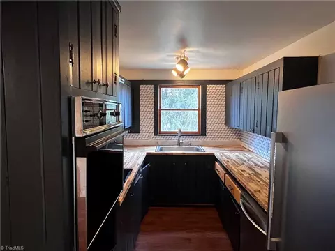 Kitchen - 13886 Danville Pike, Laurel Fork, VA 24352 photo 1 of 3