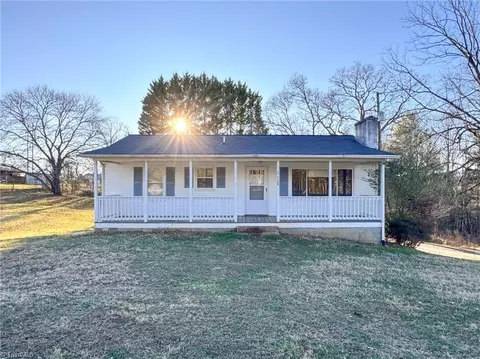 2628 Windy Ridge Rd, North Wilkesboro, NC 28659