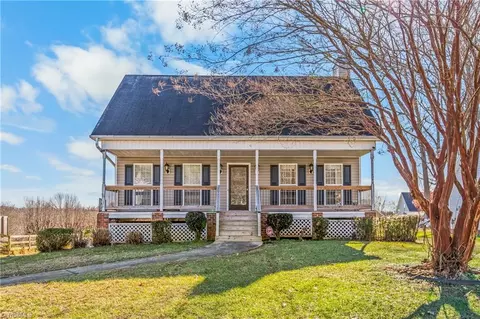 4850 Stony Creek Ln, Winston Salem, NC 27127