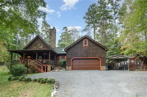 117 Delwood Ct, Mount Gilead, NC 27306