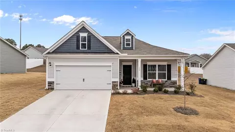 166 Vega Loop, Sanford, NC 27330