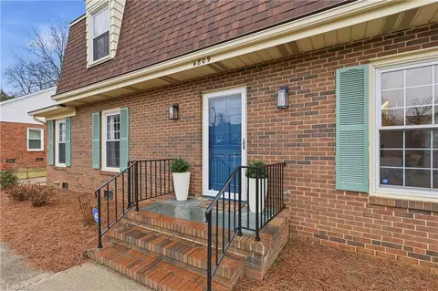 4809 Tara Dr, Greensboro, NC 27410