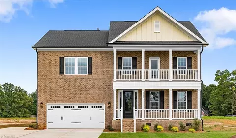 5502 Penguin Dr, Summerfield, NC 27358