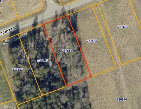 8807 Rudy Dr, Kernersville, NC 27284