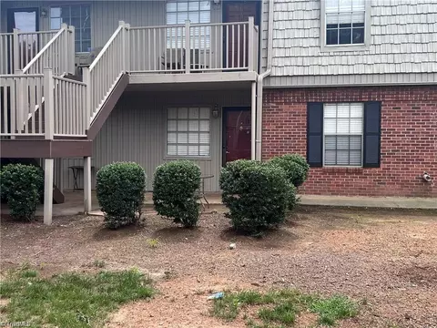 3816 Country Club Rd #C, Winston Salem, NC 27104