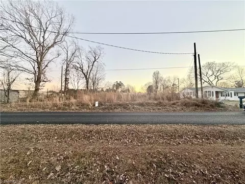 6147 Mendenhall Pl, Archdale, NC 27263