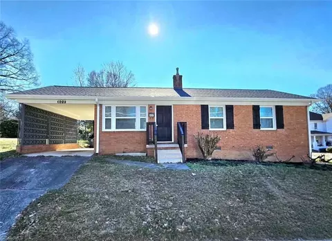 800 Bluford St, Greensboro, NC 27401