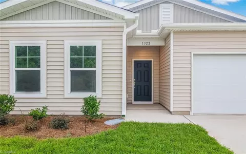 1676 Little Creek Cir, Winston Salem, NC 27103