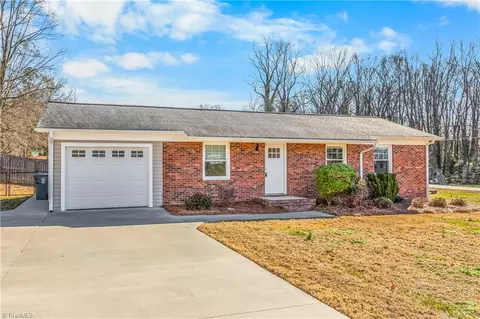 240 Tot St, Mocksville, NC 27028