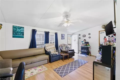5020 Cashatt Rd, Trinity, NC 27370 photo 9