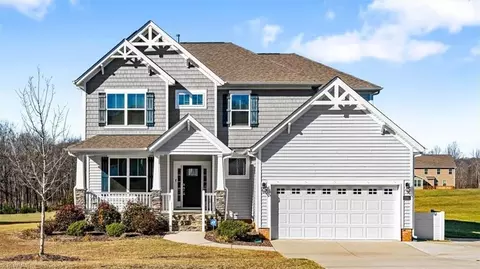 5005 Alton Dr, Oak Ridge, NC 27310