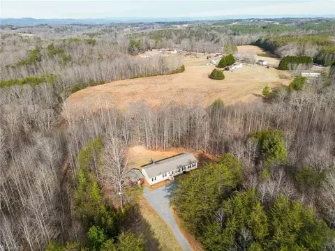 1591 Carson Rd, Pilot Mountain, NC 27041 photo 47
