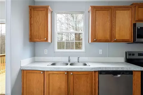 1591 Carson Rd, Pilot Mountain, NC 27041 photo 37
